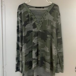 Cyrus camo blouse. Size 3x.
